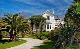 Sennen House Boutique Accommodation